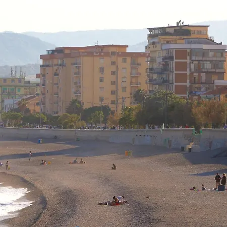 Apartment Situation House *